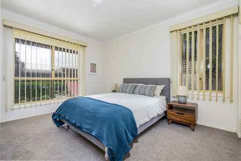 VIEWS FOREVER - INVERLOCH - Kingaroy Accommodation 2