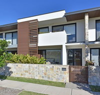 Villa Catania Waterside at Trinity Point