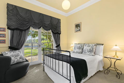 Vinden Estate Homestead - Kingaroy Accommodation 3