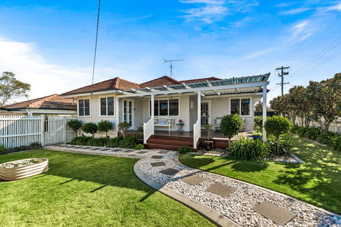 Viola House - Kingaroy Accommodation 1