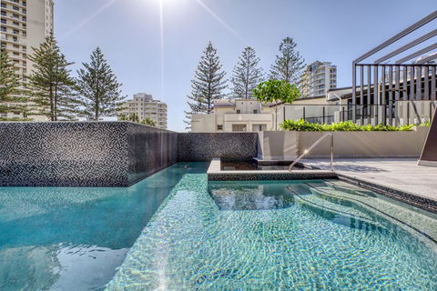 Vue Broadbeach - Kingaroy Accommodation 2