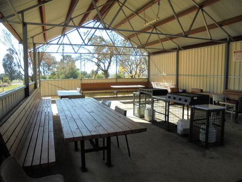 Wagga Wagga Tourist Park - Kingaroy Accommodation 1
