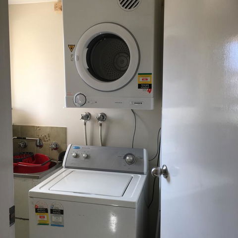 Wakeford St - Kingaroy Accommodation 3