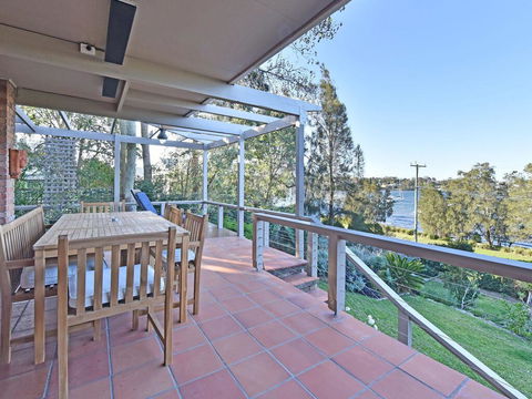Wangi Waterfront Delight Estate - Waterfront Reserve Home - Kingaroy Accommodation 0