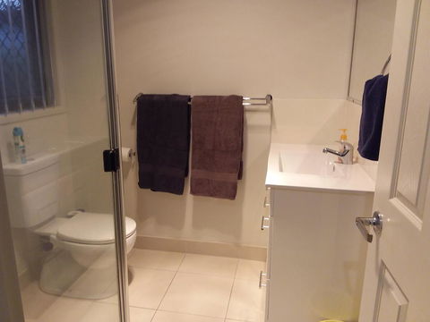 Waratah And Wattle Apartments - Kingaroy Accommodation 1