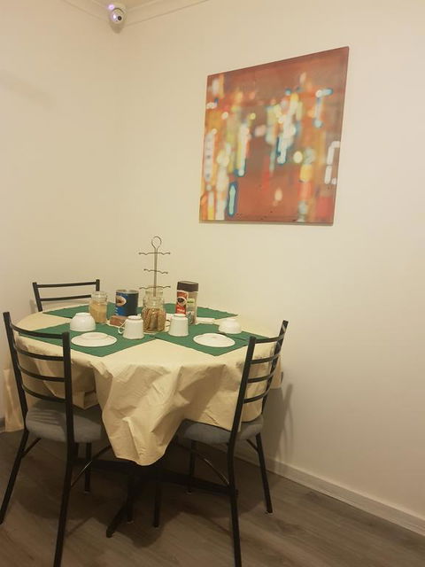 Warm Friendly Family Environment In Braybrook - Kingaroy Accommodation 3