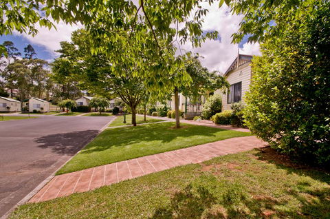 Warragul Gardens Holiday Park - Kingaroy Accommodation 1