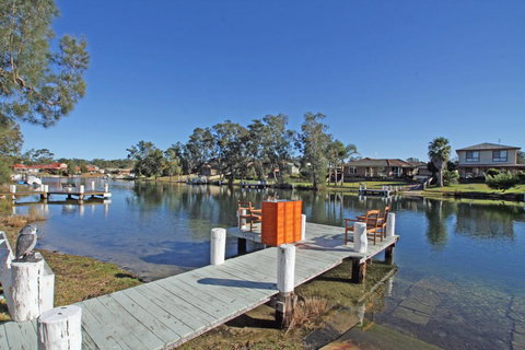 Waterfront On Sandpiper - Kingaroy Accommodation 0