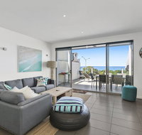 WATERFRONT SEVEN - In the heart of Lorne