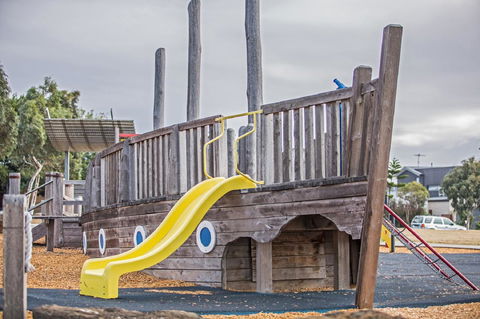 Nautical Rise Torquay - Kingaroy Accommodation 32