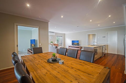 Nautical Rise Torquay - Kingaroy Accommodation 9