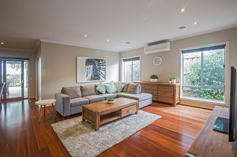 Nautical Rise Torquay - Kingaroy Accommodation 5