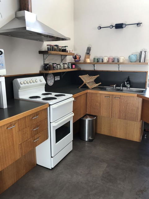 The PC Cottage - Kingaroy Accommodation 15