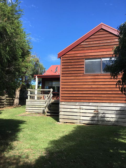 Red Ceder Cottage - Great Ocean Road - Port Campbell - Kingaroy Accommodation 27