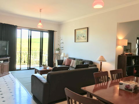 Hillâ€™s Creek Holiday Home - Kingaroy Accommodation 11