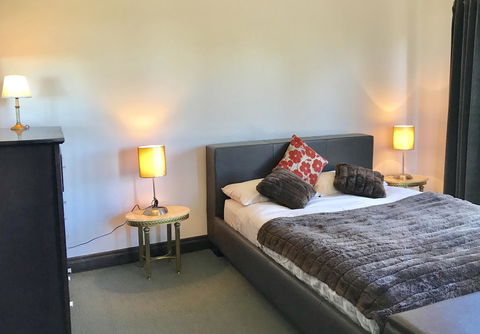 Hillâ€™s Creek Holiday Home - Kingaroy Accommodation 10