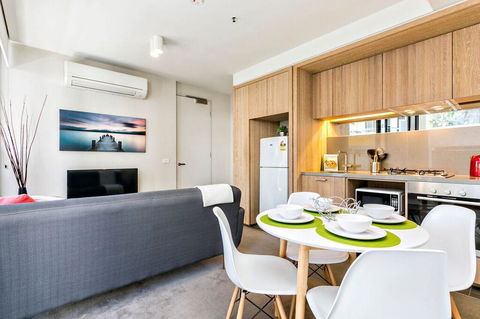 Complete Host 50 Claremont St Apartments - Kingaroy Accommodation 25