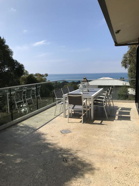 Lorne Sea View Terrace House - Kingaroy Accommodation 38
