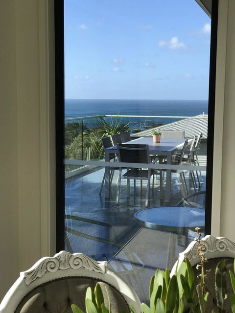 Lorne Sea View Terrace House - Kingaroy Accommodation 9