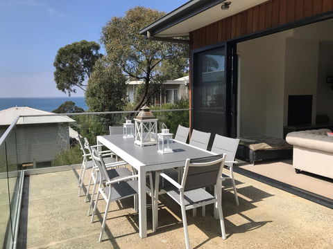 Lorne Sea View Terrace House - Kingaroy Accommodation 31