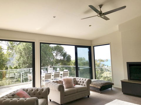 Lorne Sea View Terrace House - Kingaroy Accommodation 20