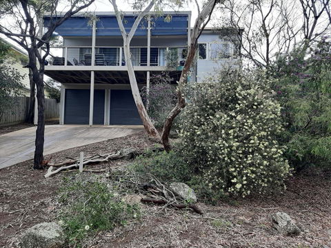 Elevated Holiday House Overlooks Tranquil Wetlands - Kingaroy Accommodation 0