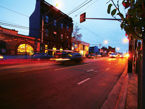 Oaks Melbourne South Yarra Suites - Kingaroy Accommodation 1