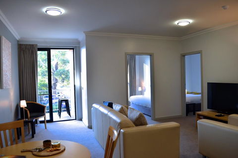 Mansfield Apartments - Kingaroy Accommodation 18