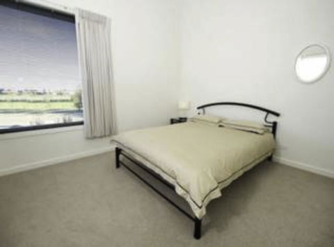19 Glen Eagles Close - Kingaroy Accommodation 8