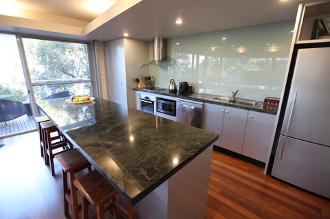 Lorne Luxury - Kingaroy Accommodation 11