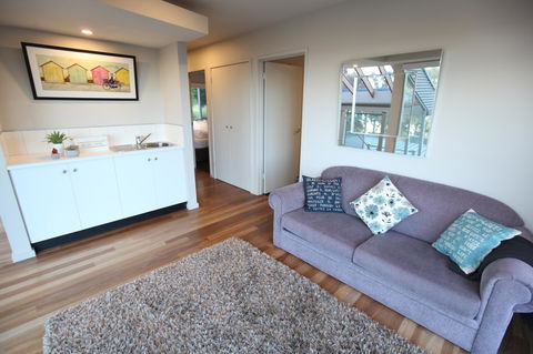 Lorne Luxury - Kingaroy Accommodation 20