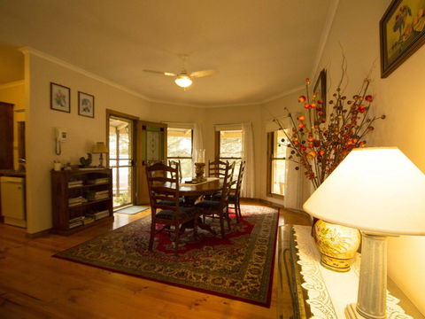 Angel's Rest - Kingaroy Accommodation 5
