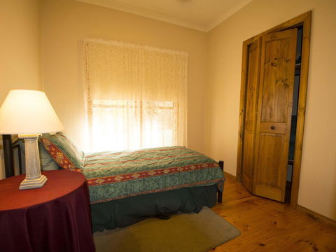 Angel's Rest - Kingaroy Accommodation 3