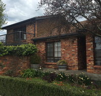 Bricks and Roses - Kingaroy Accommodation