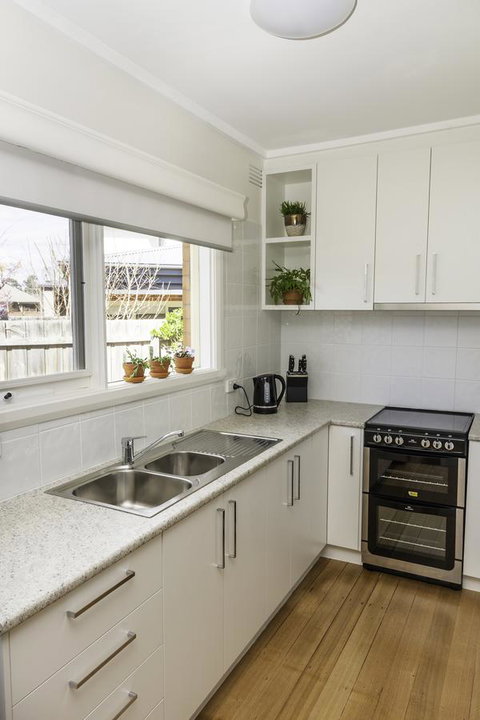 Bacchus Centro - Kingaroy Accommodation 2