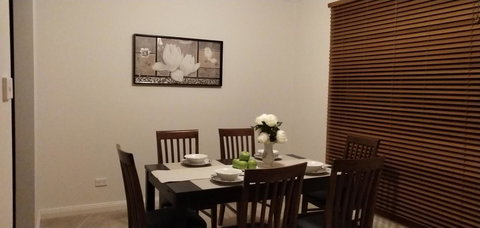 The Gallery Hours - Kingaroy Accommodation 11