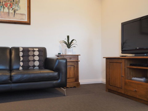 Beechwood Apartment - Kingaroy Accommodation 16