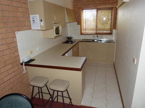 Blue Whale Motor Inn & Apartments - Kingaroy Accommodation 25