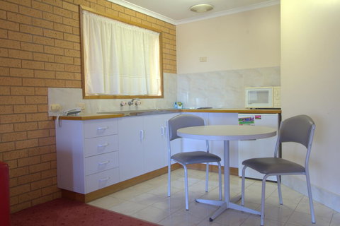 Blue Whale Motor Inn & Apartments - Kingaroy Accommodation 31