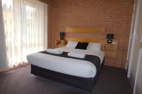 Blue Whale Motor Inn & Apartments - Kingaroy Accommodation 23