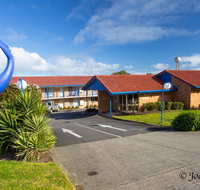 Blue Whale Motor Inn  Apartments - Kingaroy Accommodation