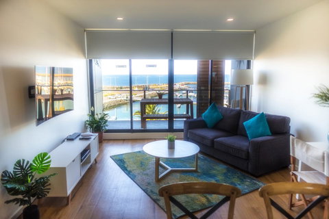 Waterfront Apt 234 Marinaquays - Kingaroy Accommodation 2