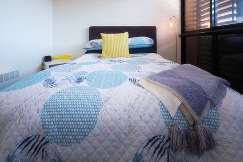 Waterfront Apt 234 Marinaquays - Kingaroy Accommodation 19