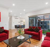 Biggs Villas Melbourne - Kingaroy Accommodation