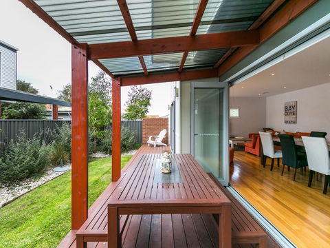 Torquay Timeout - Kingaroy Accommodation 6