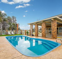 Hybiscus Waterfront Apartments - Kingaroy Accommodation