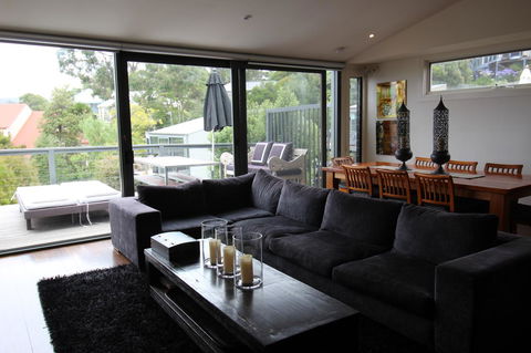 Lorne Holiday House - Kingaroy Accommodation 1