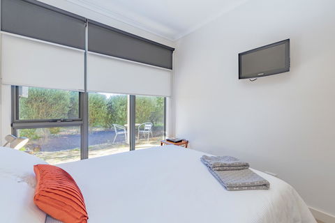 Stylish 3 Bedroom Townhouse - Free Parking - Kingaroy Accommodation 20