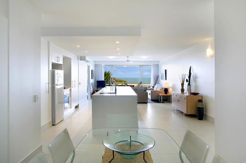 La Mer Sunshine Beachfront - Kingaroy Accommodation 17