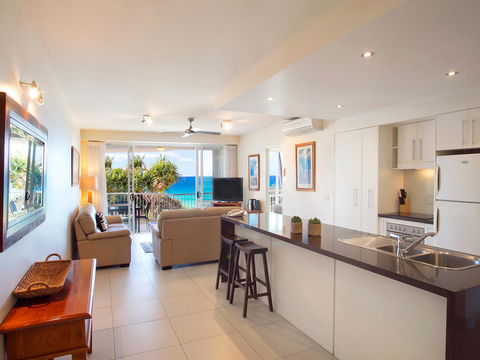 La Mer Sunshine Beachfront - Kingaroy Accommodation 3